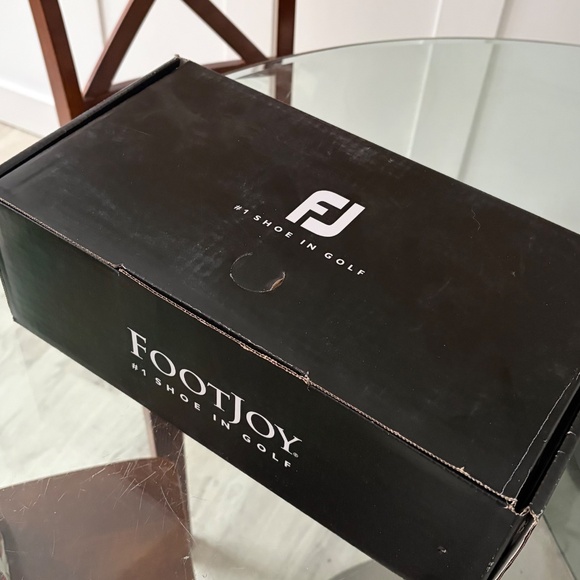 Golf Shoes - Picture 3 of 3